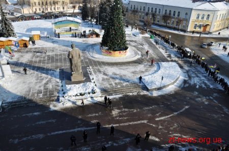 У Житомирі «Живим ланцюгом» підтримали соборність України