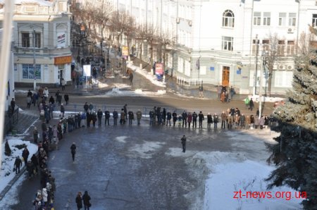 У Житомирі «Живим ланцюгом» підтримали соборність України