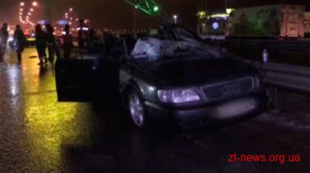 На Житомирщині "Ауді" зіштовхнулася з фурою