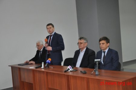 В аеропорту Житомира здійснив посадку перший літак