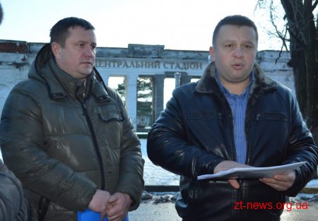 У Житомирі продовжується робота із демонтажу незаконно встановлених тимчасових споруд