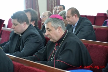 Керівники релігійних організацій Житомирщини зібралися в одній залі