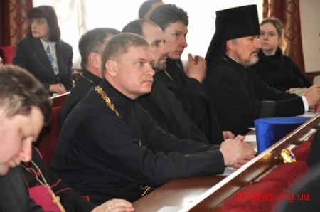 Керівники релігійних організацій Житомирщини зібралися в одній залі