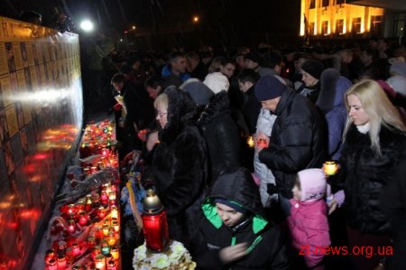 У Житомирі вшанували Героїв Небесної Сотнi