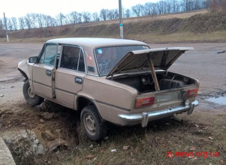 На Житомирщині угон автомобіля закінчився ДТП