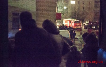 У Житомирі рятувальники ліквідували пожежу в гуртожитку