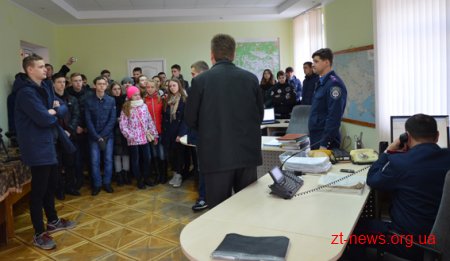 У Житомирі всі бажаючі мали нагоду познайомитися з особливостями професії поліцейського
