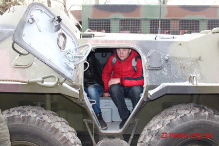 У Житомирі всі бажаючі мали нагоду познайомитися з особливостями професії поліцейського