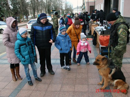 У Житомирі всі бажаючі мали нагоду познайомитися з особливостями професії поліцейського