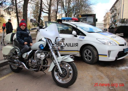 У Житомирі всі бажаючі мали нагоду познайомитися з особливостями професії поліцейського