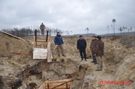 Сергій Машковський відвідав незаконні бурштинові копальні