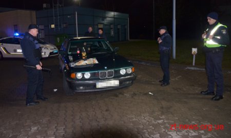 У Житомирі безпеку та спокій людей уночі вперше охороняла нова патрульна поліція