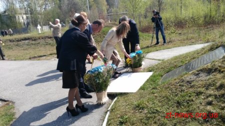 У Житомирі вшанували жертв нацистських таборів