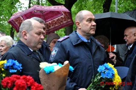 Сотні людей у Житомирі вшанували Героїв-чорнобильців