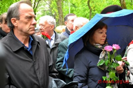 Сотні людей у Житомирі вшанували Героїв-чорнобильців