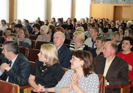 У Житомирі привітали медичних сестер з наступаючим професійним святом У Житомирі привітали медичних сестер з наступаючим професійним святом