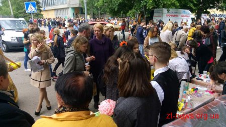 У Житомирі пройшов форум роботодавців та ярмарок вакансій