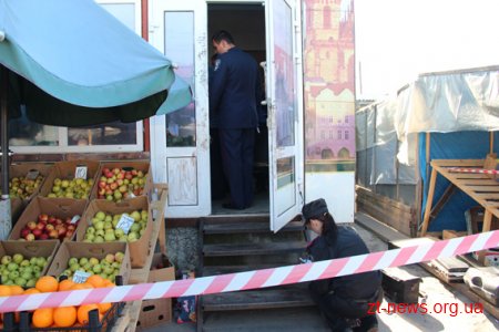 У Житомирі  поліція розслідує вбивство 29-річного чоловіка на ринку