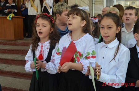 Останній дзвінок пролунав для житомирських випускників