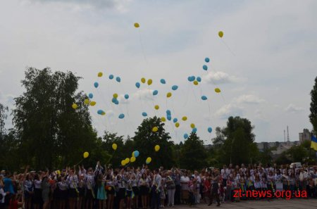 Останній дзвінок пролунав для житомирських випускників