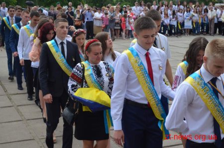 Останній дзвінок пролунав для житомирських випускників