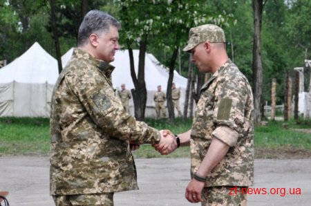 Президент України відвідав полігон ВДВ на Житомирщині