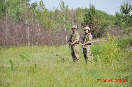 Президент України відвідав полігон ВДВ на Житомирщині