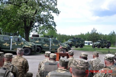 Президент України відвідав полігон ВДВ на Житомирщині