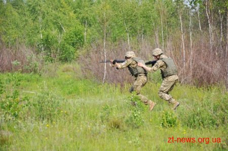 Президент України відвідав полігон ВДВ на Житомирщині