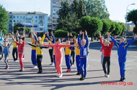 У Житомирі стартувала перша космічна руханка «Space Workout»