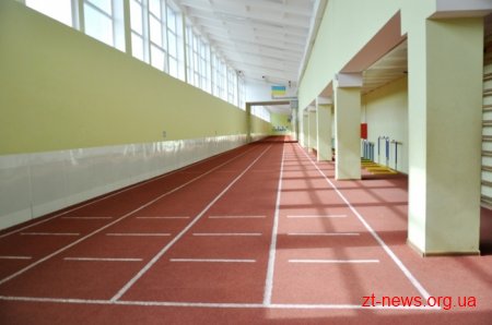 Голова ОДА оглянув, як проходить реконструкція центрального стадіону