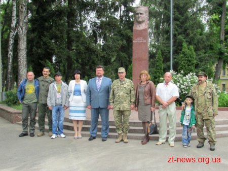 У Житомирі стартував всеукраїнський патріотичний вишкільний табір «Нащадки козацької слави»