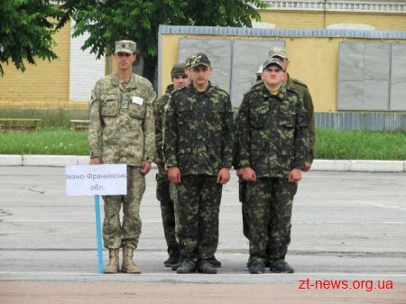 У Житомирі стартував всеукраїнський патріотичний вишкільний табір «Нащадки козацької слави»