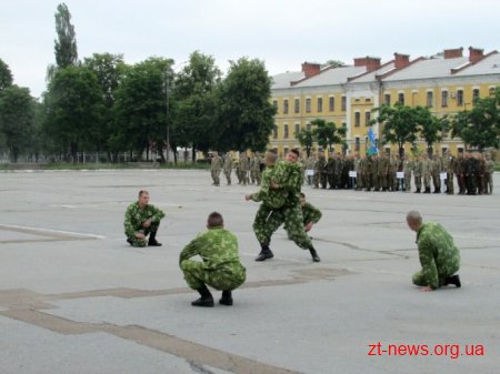 У Житомирі стартував всеукраїнський патріотичний вишкільний табір «Нащадки козацької слави»