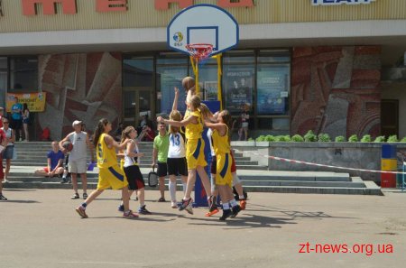 У Житомирі розпочалося Святкування Дня молоді