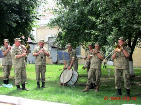 Бердичівські військові відкрили двері частини для усіх бажаючих