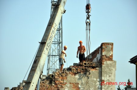 Голова ОДА Сергій Машковський перевірив реконструкцію стадіону «Полісся»