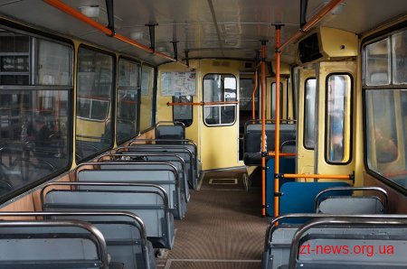 До Дня Незалежності ТТУ представило патріотичний тролейбус