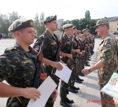 У Житомирі офіцери запасу склали Військову присягу