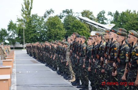 У Житомирі офіцери запасу склали Військову присягу