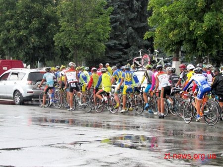 У Житомирі стартували відразу 2 чемпіонати з велоспорту