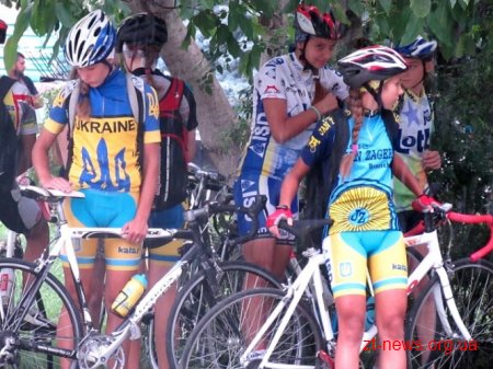 У Житомирі стартували відразу 2 чемпіонати з велоспорту