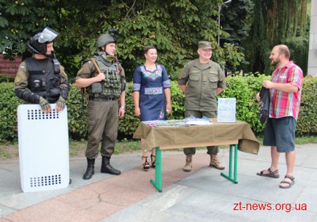 У Житомирі поліція продемонструвала свою професію