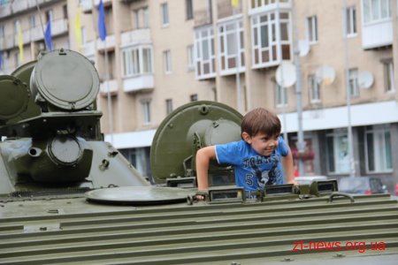 У Житомирі поліція продемонструвала свою професію