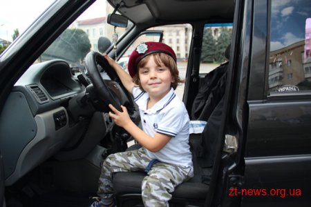 У Житомирі поліція продемонструвала свою професію