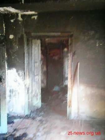 На Житомирщині через дитячі пустощі з вогнем горів житловий будинок