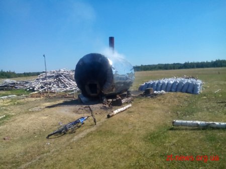 На Житомирщині поліцейські викрили підприємливих ділків, які незаконно виготовляли деревне вугілля
