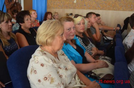 В Житомирі презентували сучасні цифрові лабораторії для кабінетів природничих наук