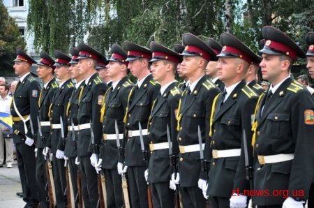 У Житомирі урочисто підняли Державний Прапор України