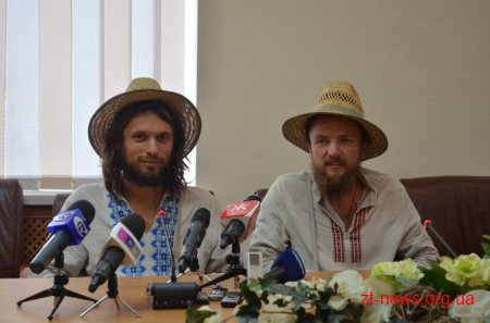 Житомир відвідали босі мандрівники